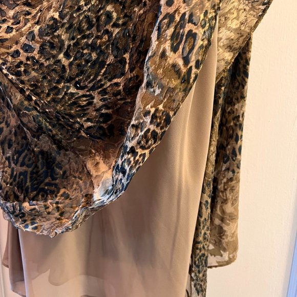 Adrienne Papell Evening silky, beaded blouse - size 1x - Picture 5 of 6